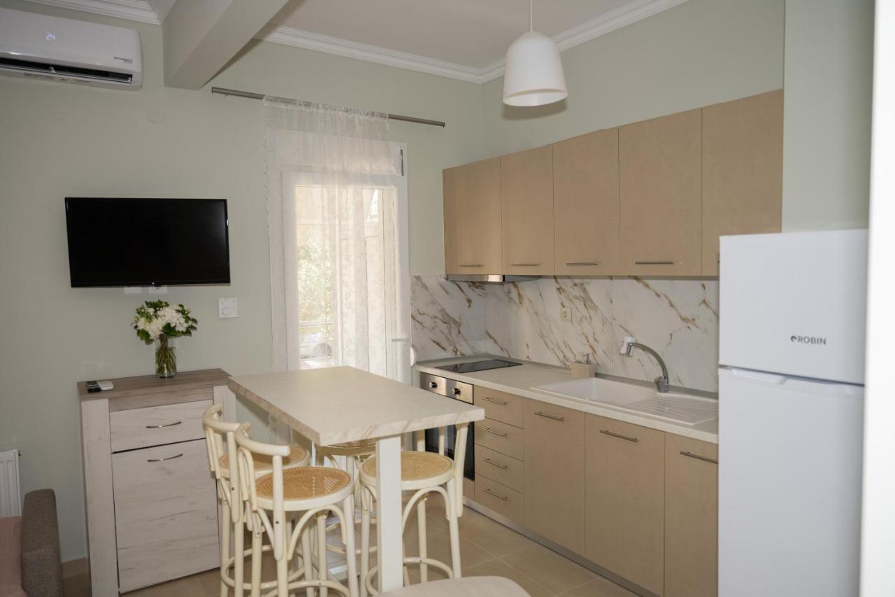 Zoe Seaview Apartment By Rentalspro - Nea Moudania Halkidiki Exterior photo